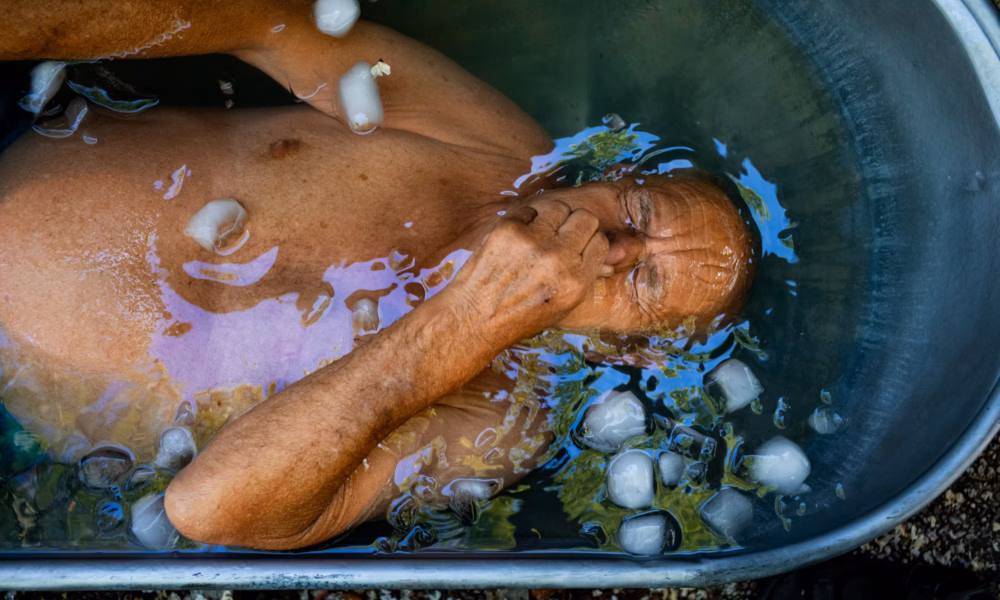 what-happens-to-your-body-during-a-cold-plunge?