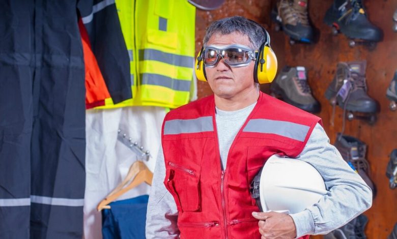 the-future-of-workwear:-technology-transforms-safety-and-comfort